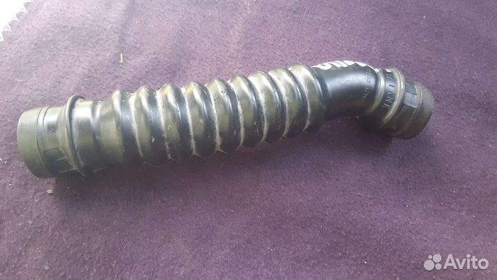 Тойота королла(спринтер) патрубок на горловину