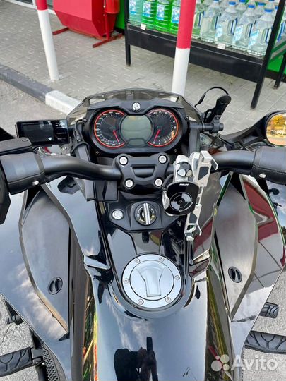 Трицикл BRP Inc Can-Am Spayder (супер спорт)