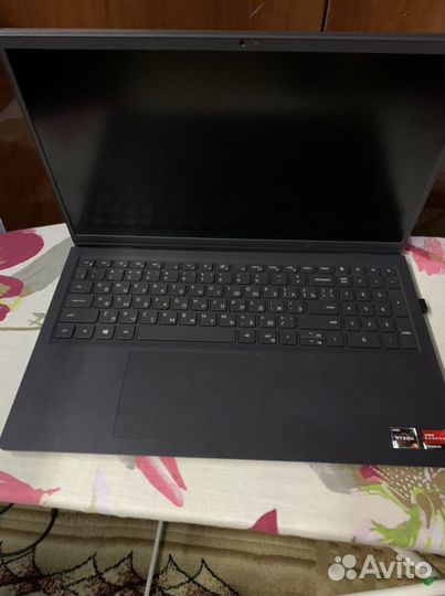 Ноутбук dell vostro