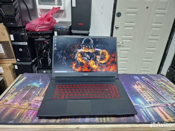 MSi Katana GF76 i5-11400H 16gb RTX 3050 4gb 17.3