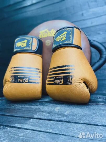 Перчатки для бокса (новые)