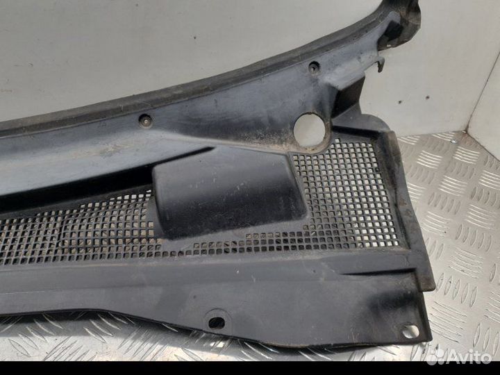 Жабо переднее левое Mazda Tribute внедорожник 2