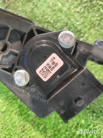 Педаль газа Kia Rio 3 седан 1.4 2011