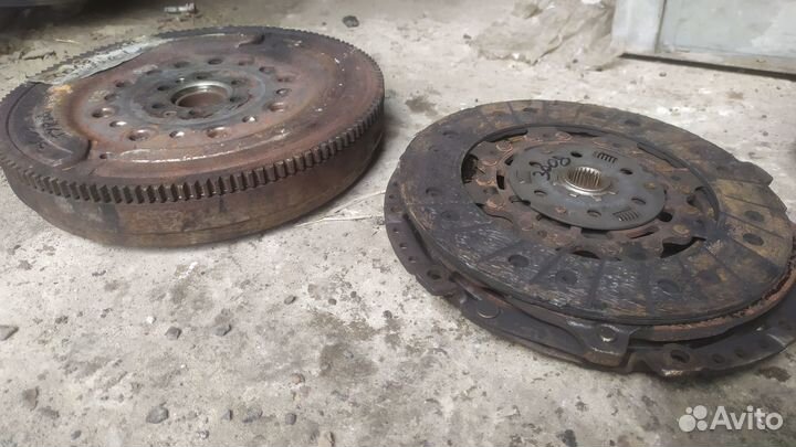 Peugeot 3008 1.6 156л.с Маховик, диск сцепления