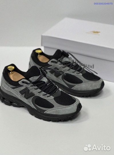 Стильные кроссовки New Balance 2002R для мужчин