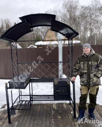 Мангал с крышей