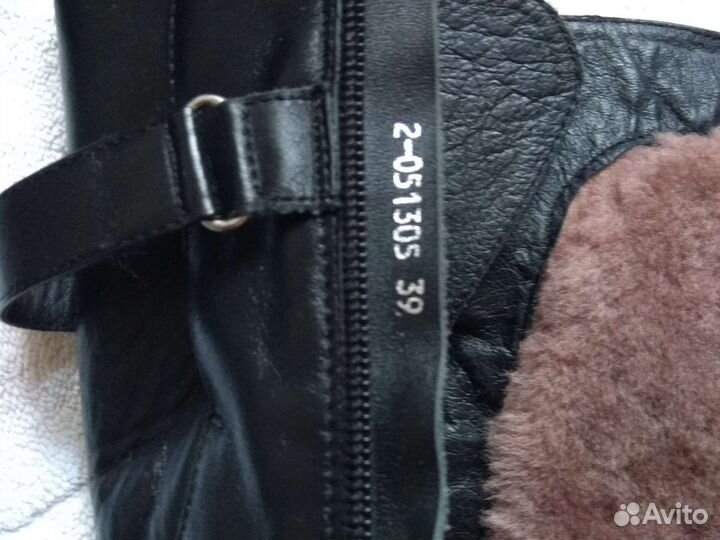 Зимние женские сапоги 39