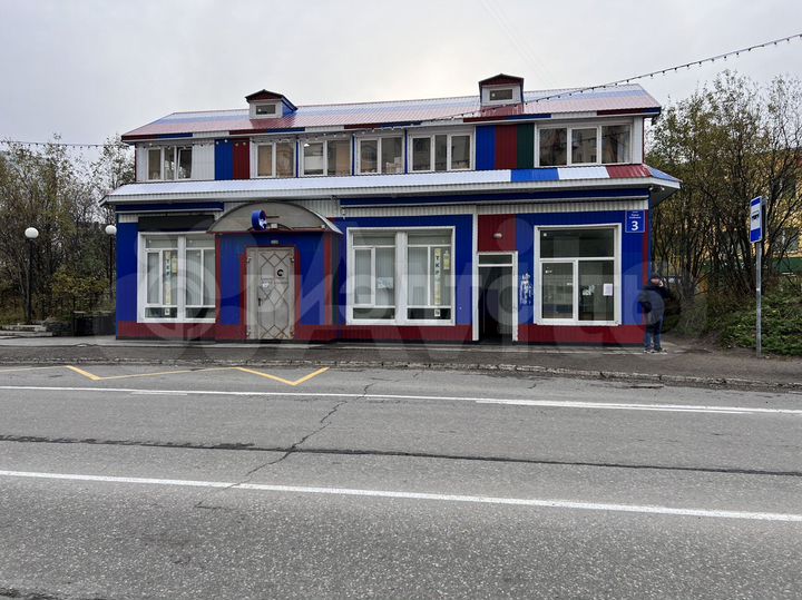 Продам торговое помещение, 227.7 м²