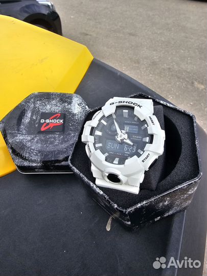 Casio g-shock GA-700-7ADR