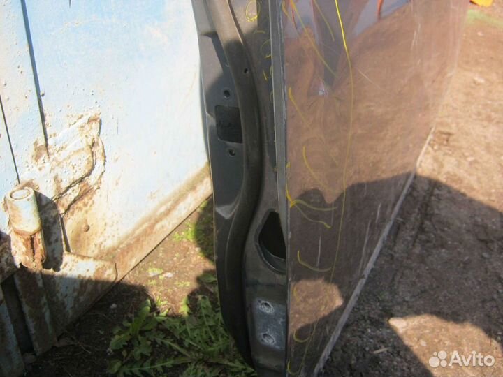 Дверь передняя левая Дискавери 3 арт.813050109