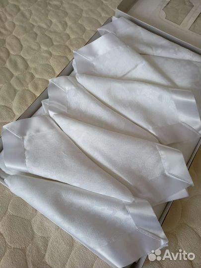 Комплект: скатерть 220*150 и 8 салфеток