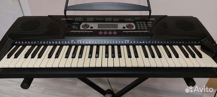 Синтезатор Medeli M10