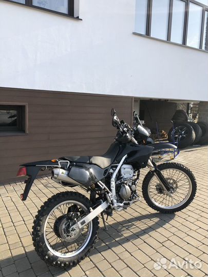 Kawasaki D-tracker