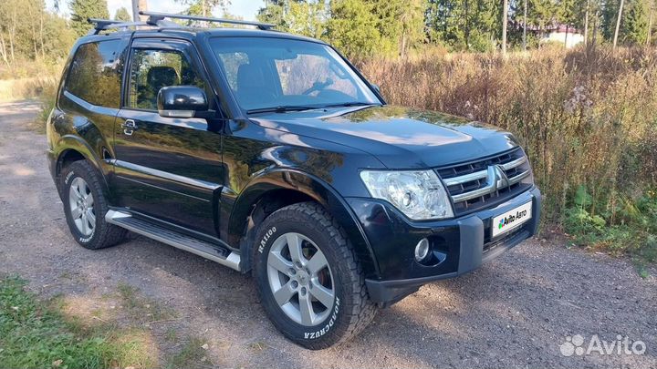 Mitsubishi Pajero 3.2 AT, 2007, 193 000 км