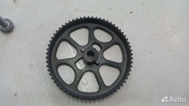 Шестерня привода помпы 1.4 CZD Volkswagen Tiguan 2