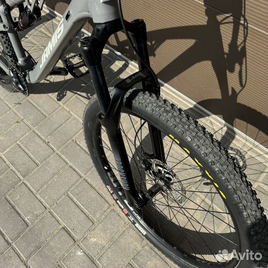 Jamis dakar 27.5 L