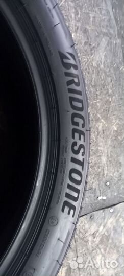 Bridgestone Blizzak LM-005 265/40 R21 105H
