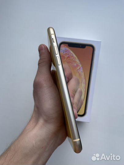 iPhone Xr, 64 ГБ