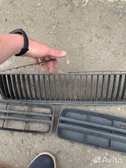 Комплект оригинальных решеток Octavia Tour