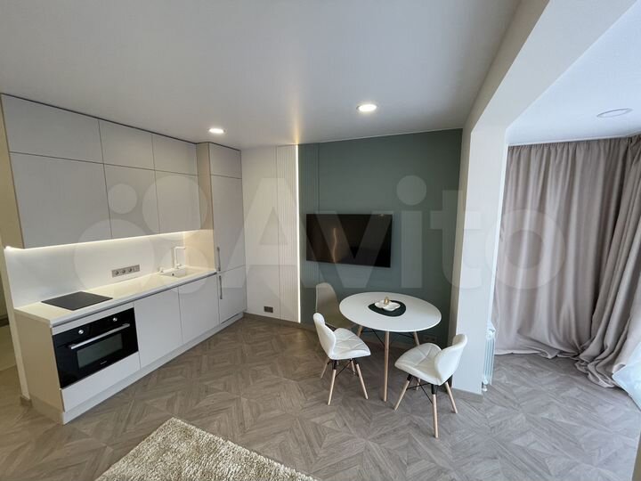 1-к. квартира, 30 м², 13/18 эт.