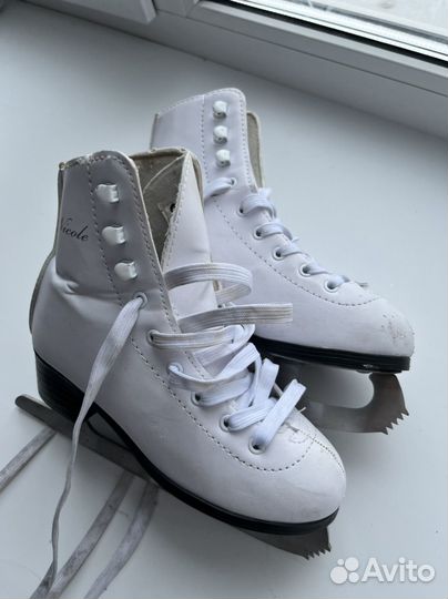 Коньки фигурные детские 33 р