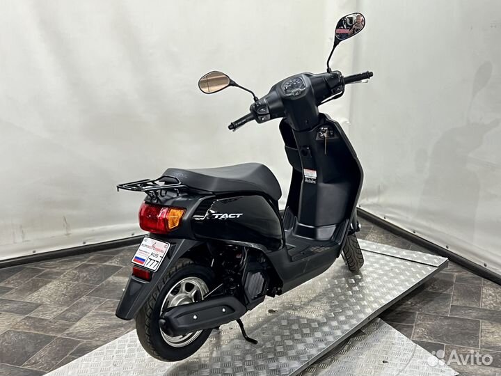 Скутер Honda Tact