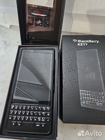 BlackBerry KEY2 Single sim, 6/128 ГБ