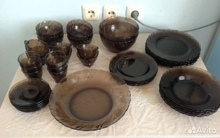 Набор столовой посуды на 6 персон