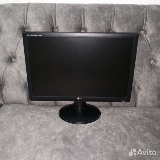 Монитор LG