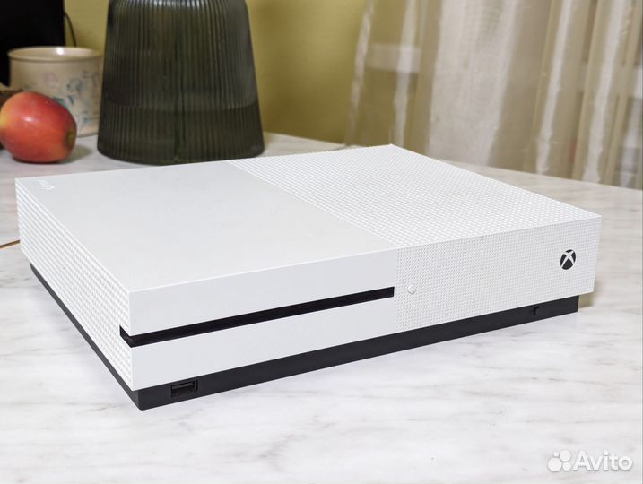 Xbox One S