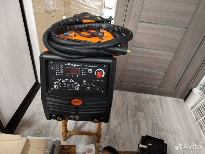 Сварог tech tig 200 dsp e104