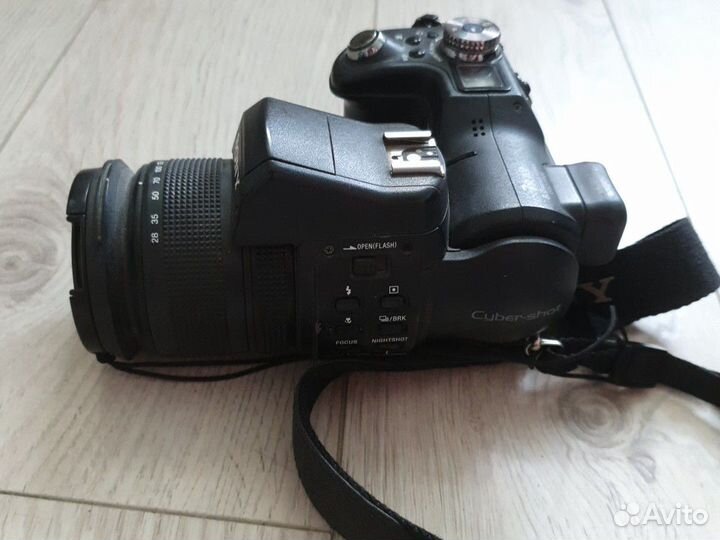 Фотокамера sony DSC F828