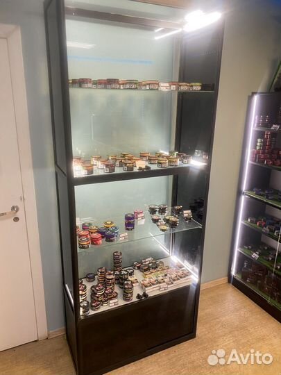 Стеллаж (витрина )стеклянный