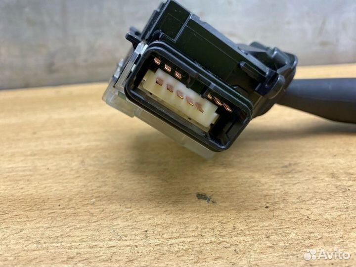 Подрулевой переключатель дворников правый Mazda 6