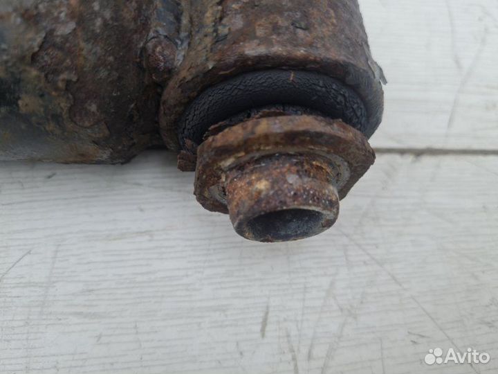 Амортизатор задний Land Rover Range Rover L322