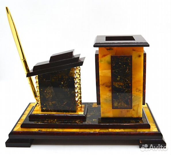 Письменный набор из янтаря