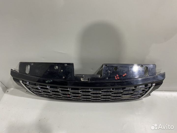 Решетка радиатора range rover lV