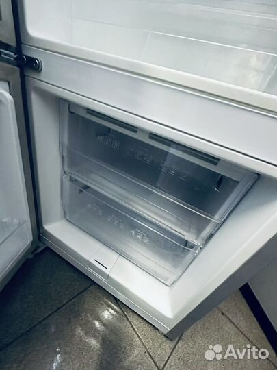 Холодильник samsung серебристый