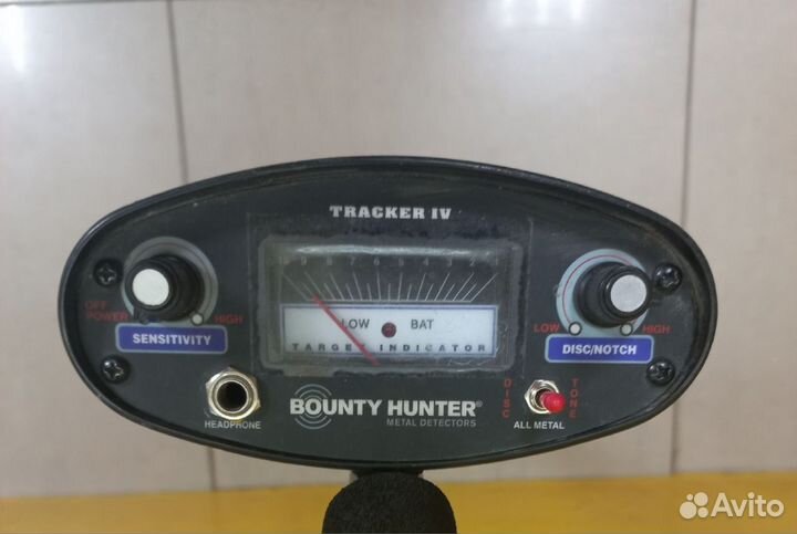 Металлоискатель Bounty Hunter Tracker IV