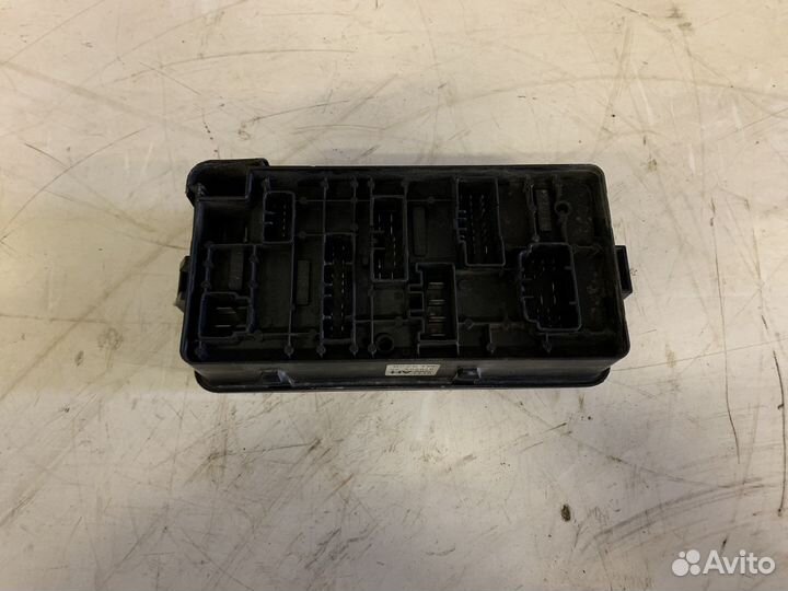 Блок предохранителей Chevrolet Lacetti 1.6 F16D3