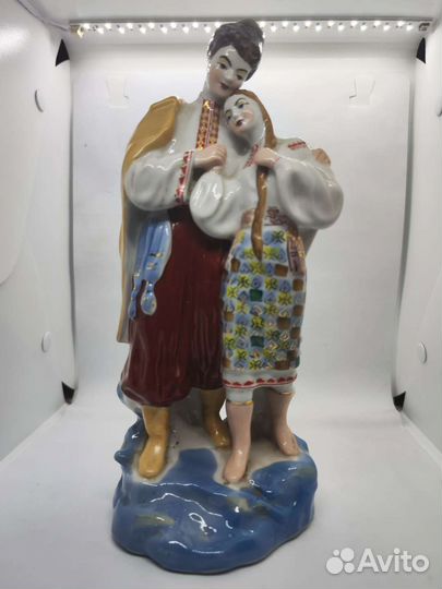 Статуэтка Майская ночь