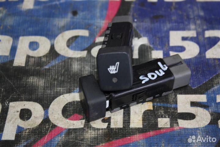 Кнопка обогрева сидений Киа Соул