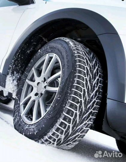 Nokian Tyres Hakkapeliitta R2 245/45 R18 100R