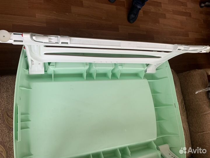 Складной пеленальный столик