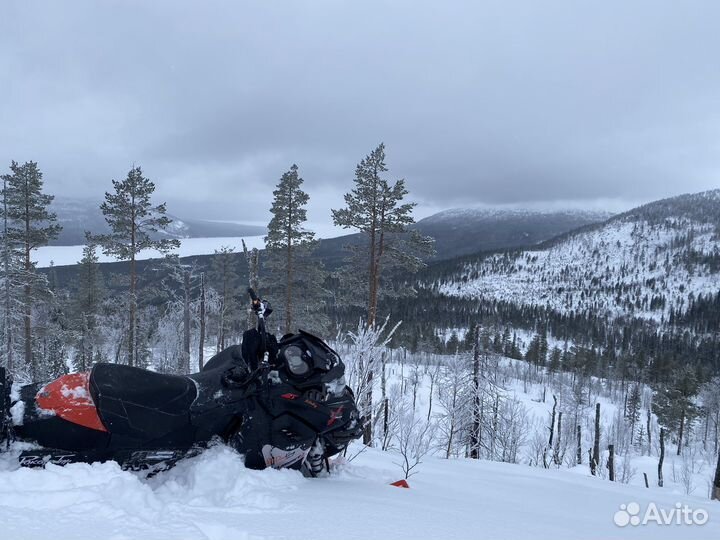 BRP Ski-Doo Summit 800 R XM