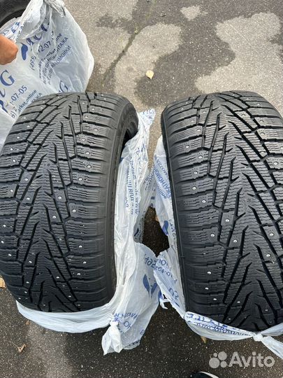 Nokian Tyres Hakkapeliitta 7 SUV 275/40 R20