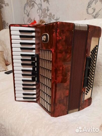 Аккордеон weltmeister stella