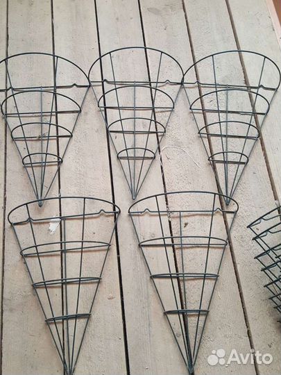 Кашпо для цветов подвесное