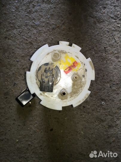 Chevrolet aveo T250 бензонасос