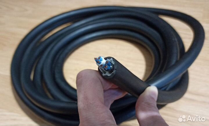 Кабель акустический Transparent reference